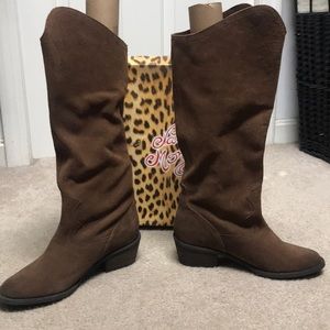 Naughty Monkey brown boots size 6